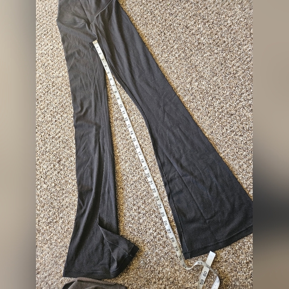 Aerie Offline Real Me Crossover Flare Leggings Xs - Picture 3 of 7